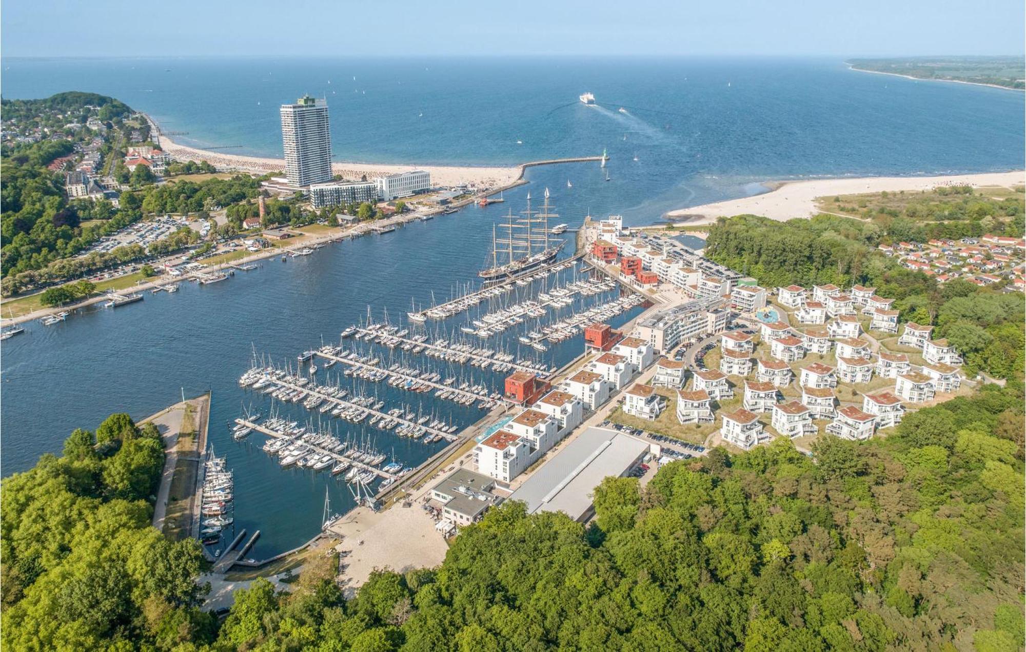 Amazing Apartment In Luebeck Travemuende With Wifi Extérieur photo